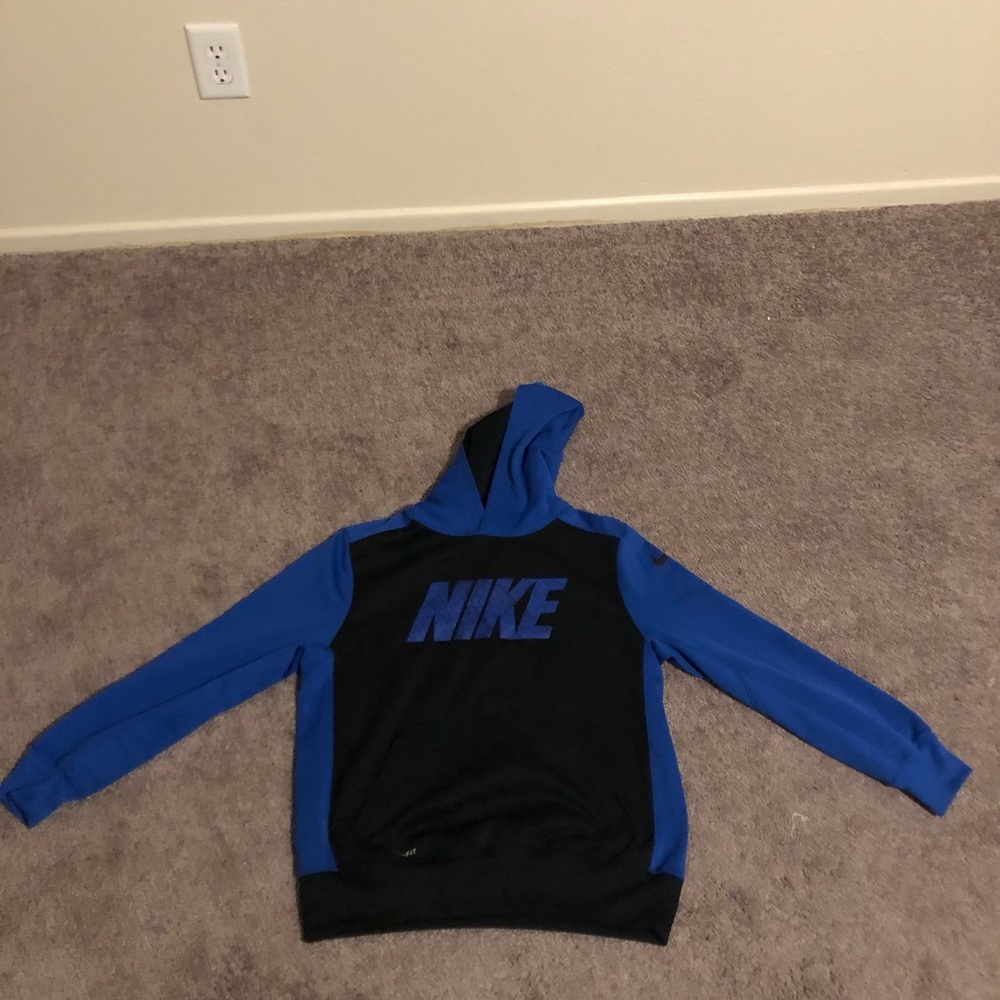 Nike sweater